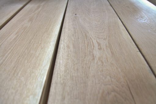dubové drevo